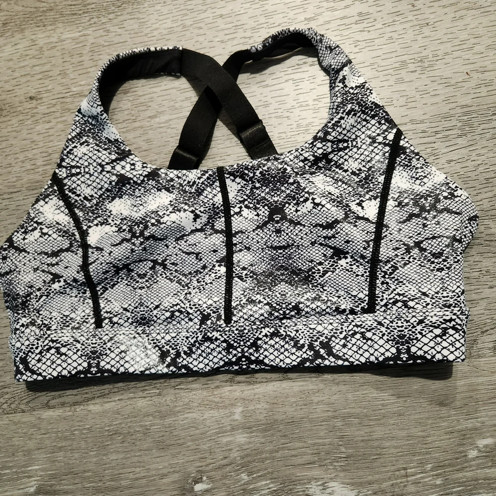 ZYIA Active Snake Print Sports Bra Black White Size Large
